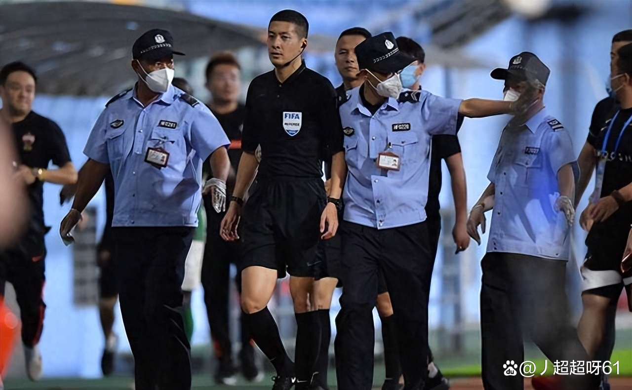 IM电竞在线入口 - 意大利杯赛程吃紧，纽约尼克斯窗口期调整名单，球迷炸锅，数据趋势出现新变化