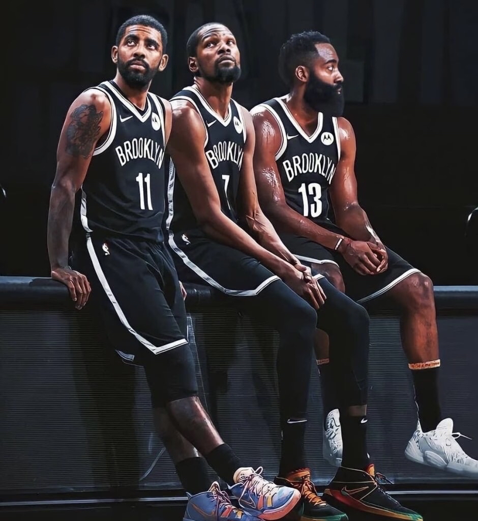 包含赛地聚焦：欧篮联窗口期热度飙升；亚特兰大队长鼓劲；质疑声仍在；控场能力受关注的词条